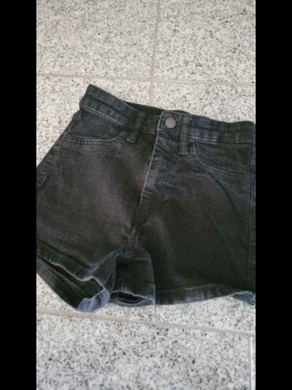 Womens size 0/25 black Jean shorts